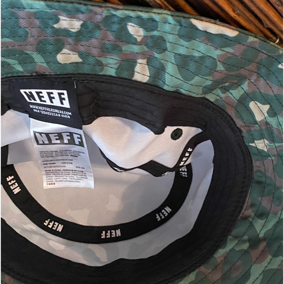 Neff Bucket Hat - Picture 4 of 4